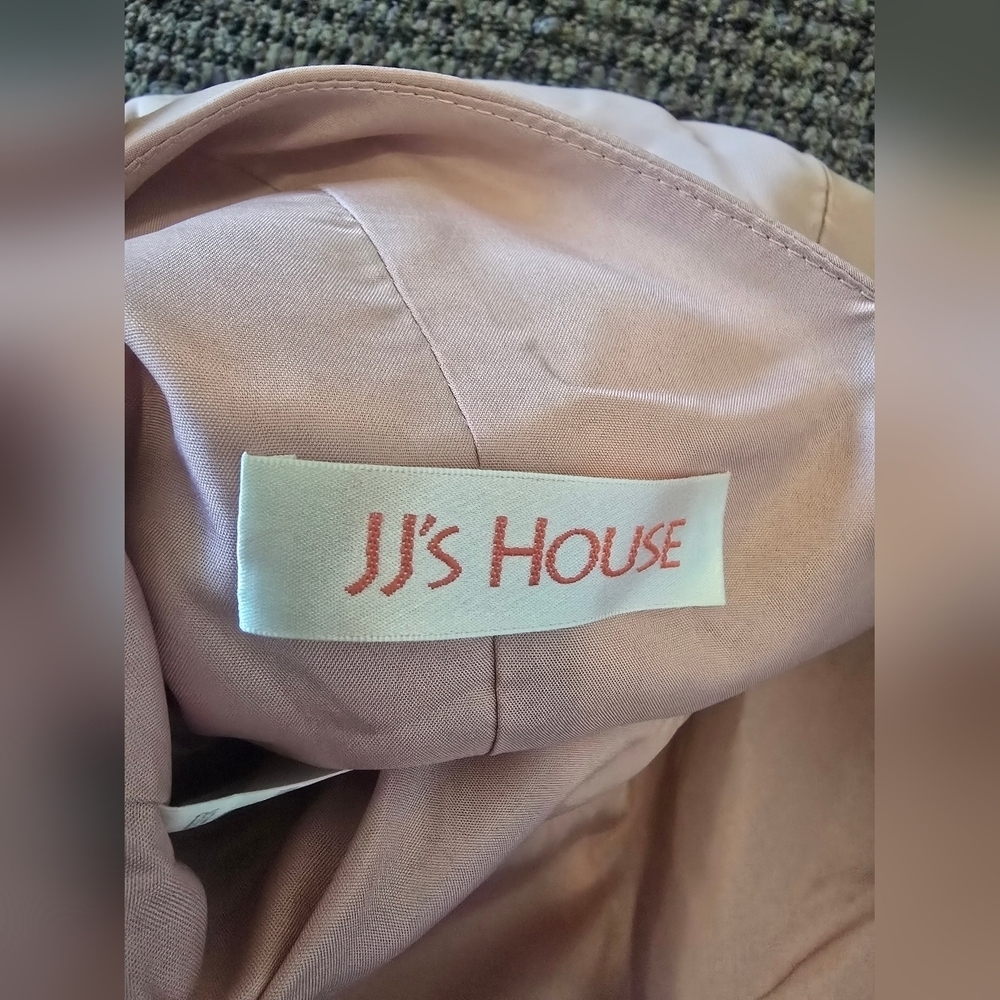 JJs House Blush Asymmetrical Dress - Picture 4 of 8